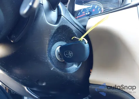 2015 Maserati Granturismo Mc/Mc Centennial/Sport z USA, uszkodzony, nr VIN ZAM45VLA5F0127576